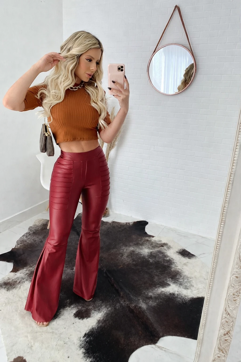 Calça Flare Acetinada 