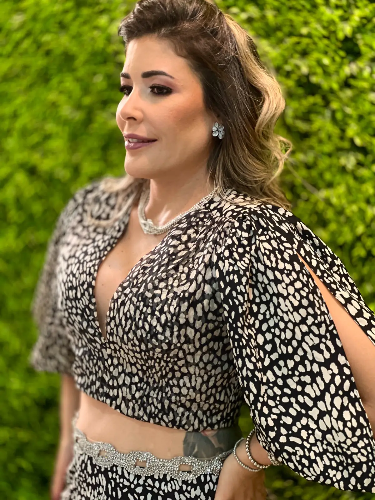 Conjunto Saia Longa com Cropped Manga Fluida