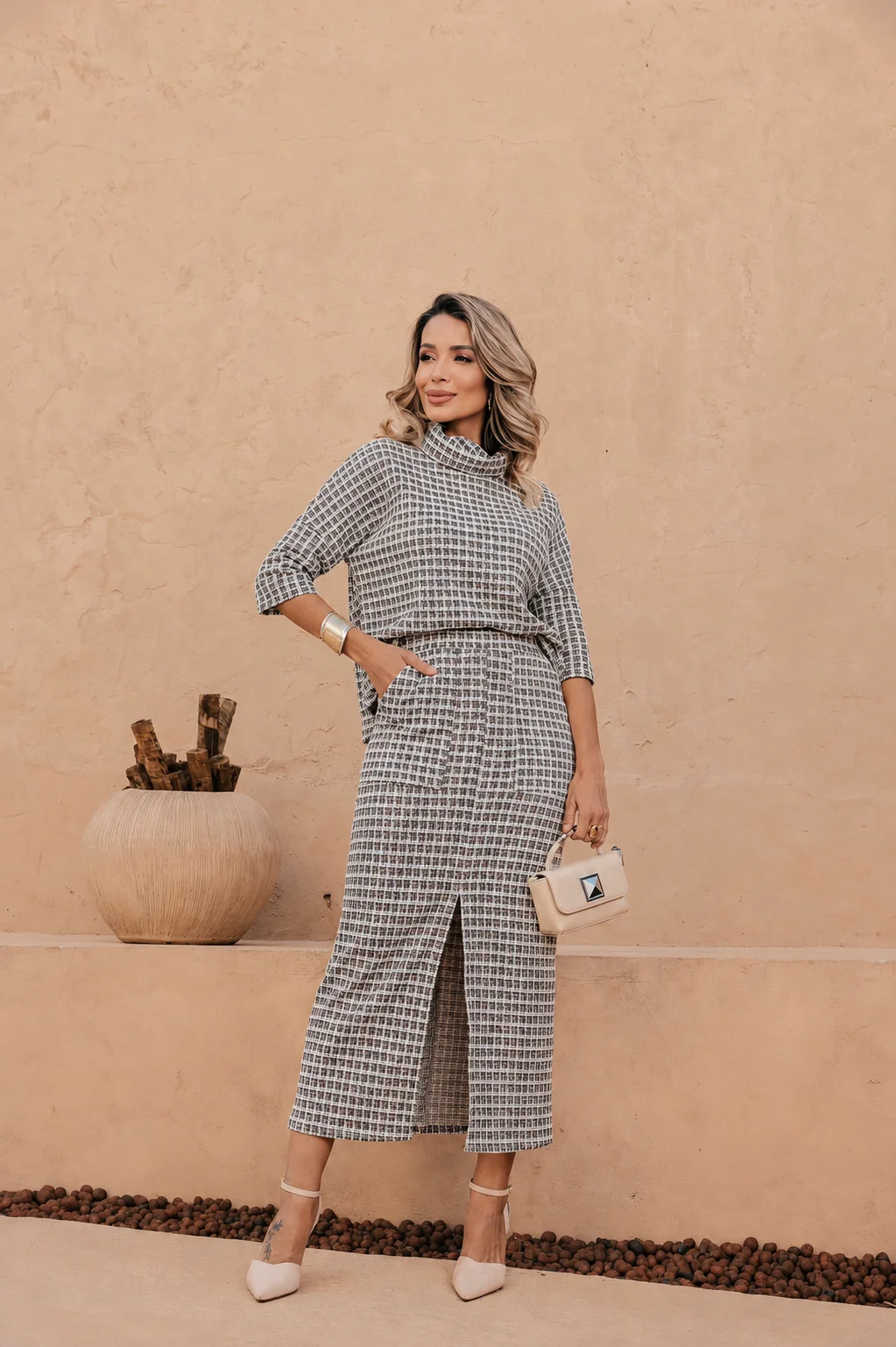 Conjunto Saia Midi Fenda Tweed