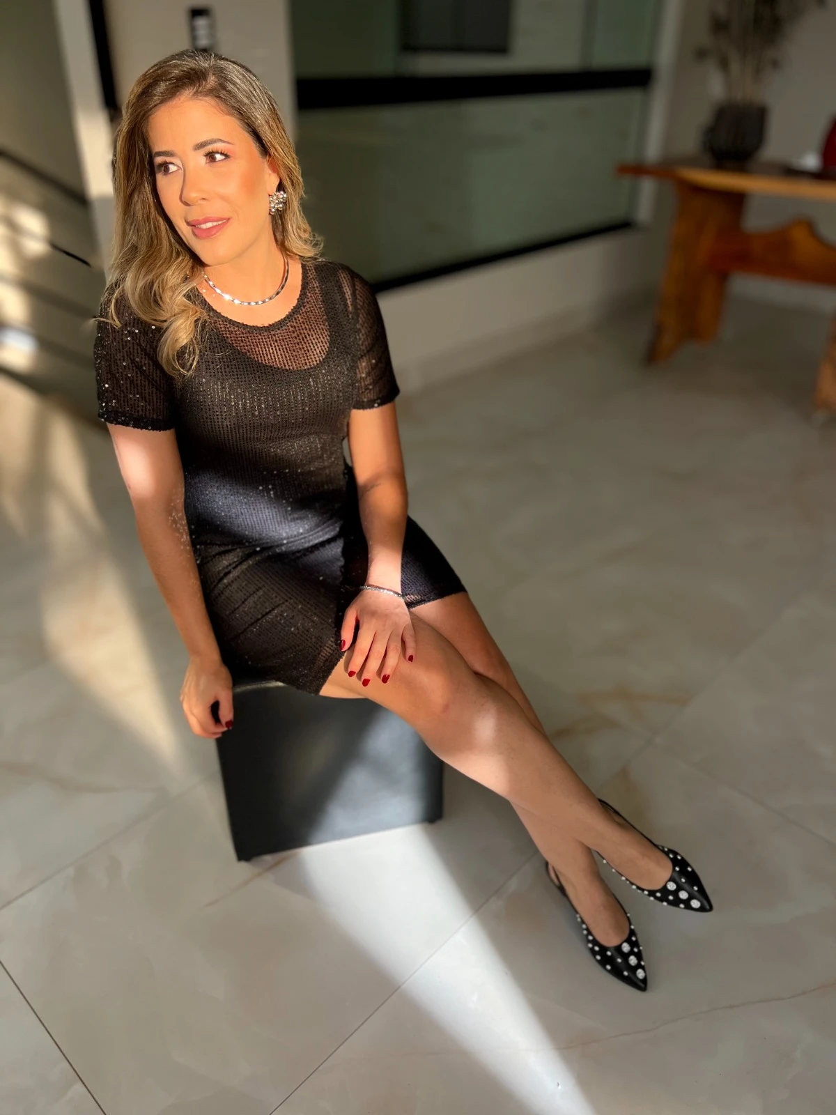 Vestido Curto Paetê